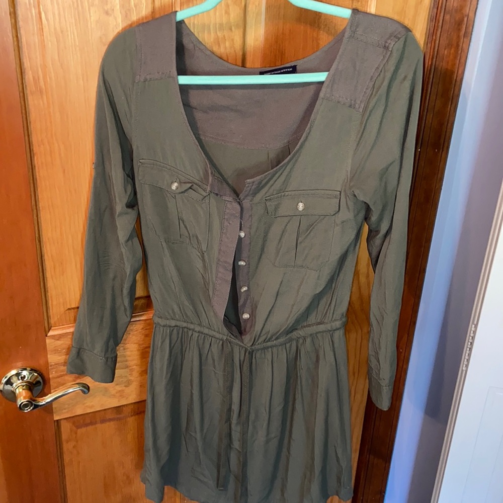 Army green tie dress with buttons